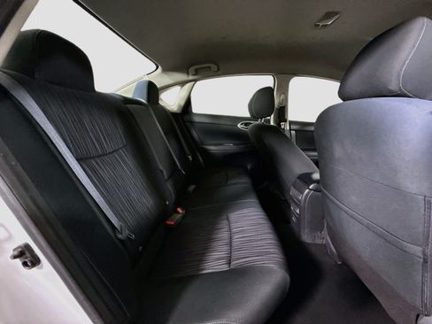 Used 2019 Nissan Sentra SV FWD image 27