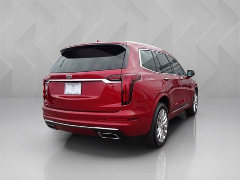 Certified 2024 Cadillac XT6 Premium Luxury w/ Technology Package image 5