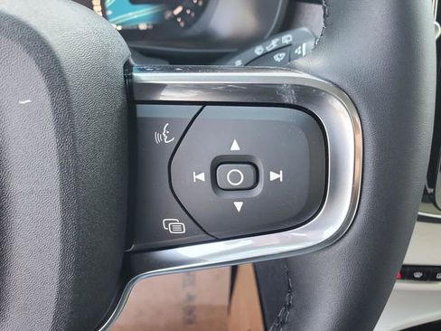 New 2026 Volvo XC40 B5 Plus w/ Protection Package Premier image 18