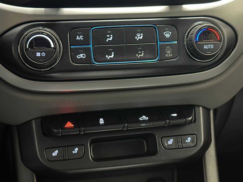 Used 2019 Chevrolet Colorado LT w/ Luxury Package, Chrome image 15