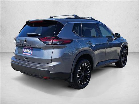 Certified 2026 Nissan Rogue SV image 5