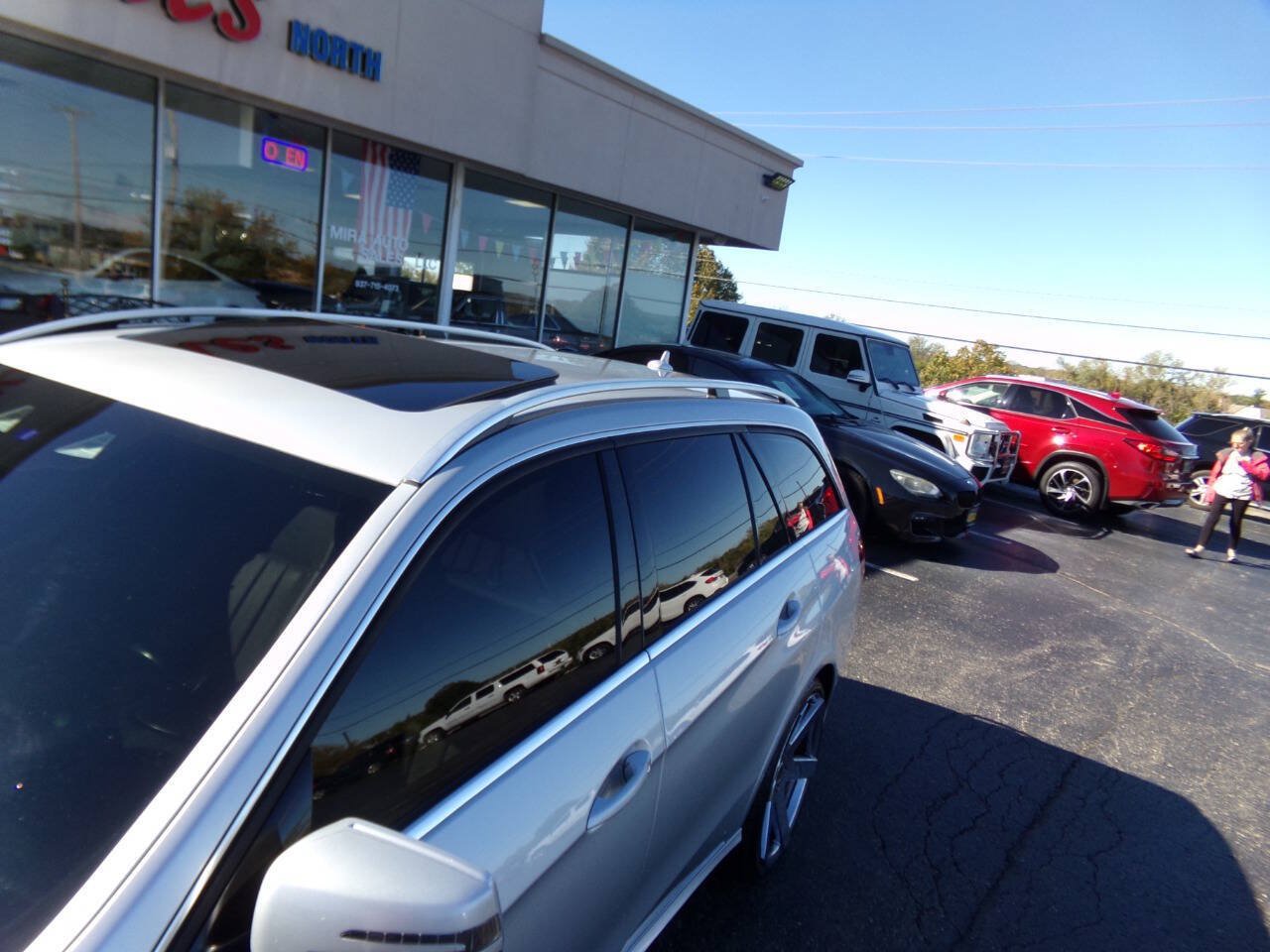 Used 2016 Mercedes-Benz E 350 4MATIC Wagon image 41