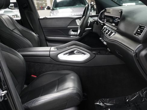 Used 2021 Mercedes-Benz GLE 580 4MATIC image 30