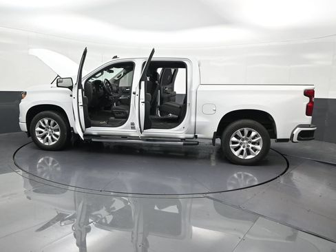 Used 2022 Chevrolet Silverado 1500 Custom RWD image 33
