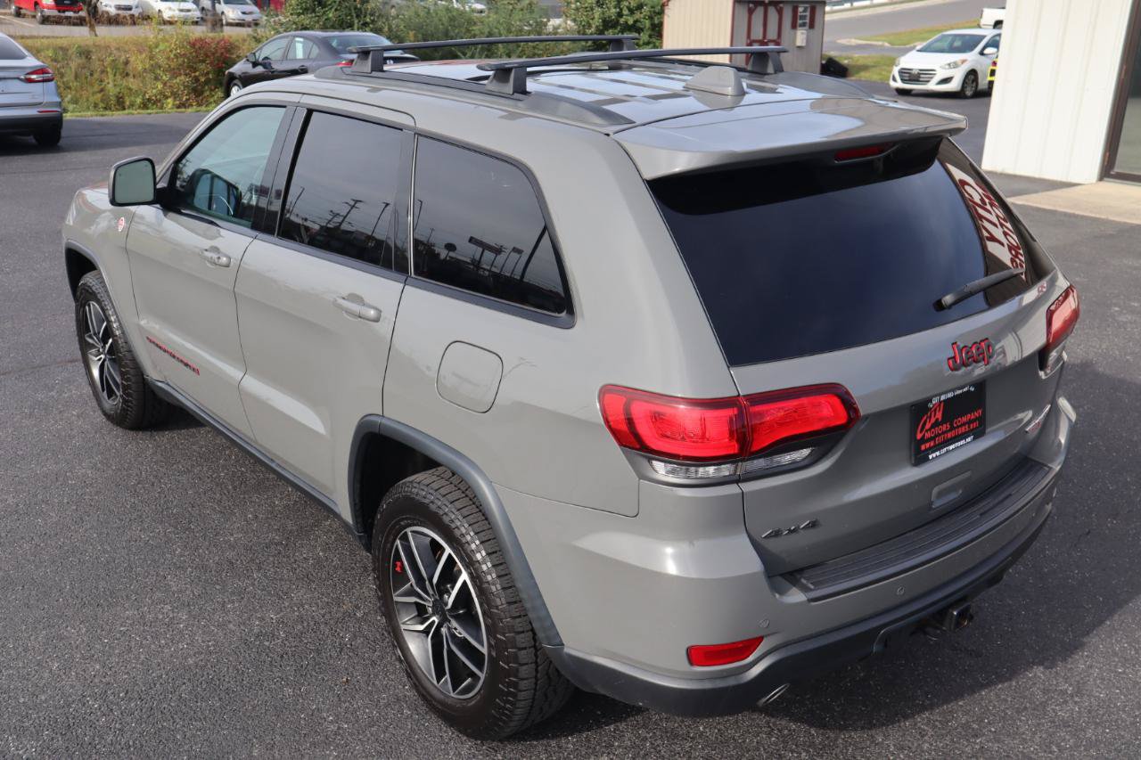 Used 2021 Jeep Grand Cherokee Trailhawk w/ Trailhawk Luxury Group AWD/4WD image 14