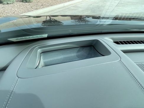 Used 2025 Genesis GV60 Advanced image 19