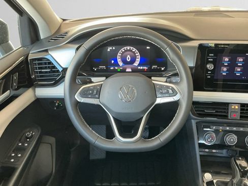 Certified 2025 Volkswagen Taos S AWD/4WD image 12