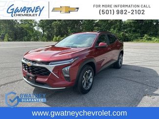 Used 2025 Chevrolet Trax LT w/ LT Convenience Package FWD video 1