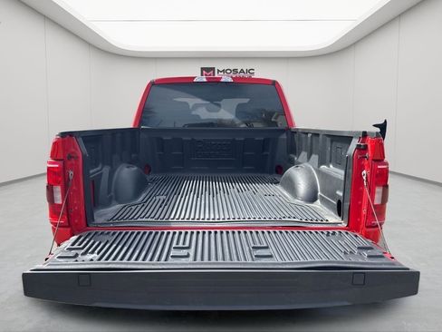 Used 2021 Ford F150 XLT image 49