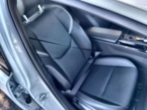 Used 2025 Toyota Prius XLE image 32