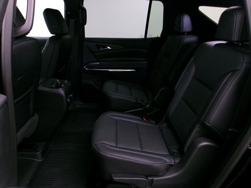 New 2026 Chevrolet Traverse LT w/ Driver Confidence Package image 10