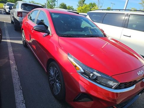 Certified 2024 Kia Forte GT-Line FWD image 3
