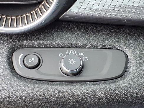 New 2026 Chevrolet Trax ACTIV image 16