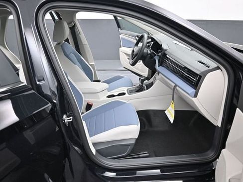 New 2026 Volkswagen Jetta SE FWD image 14