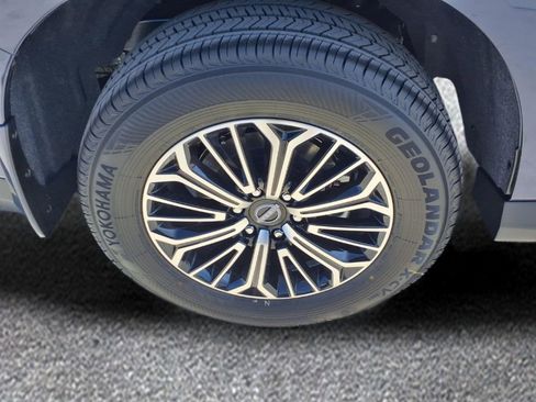 New 2026 Nissan Armada SL image 8