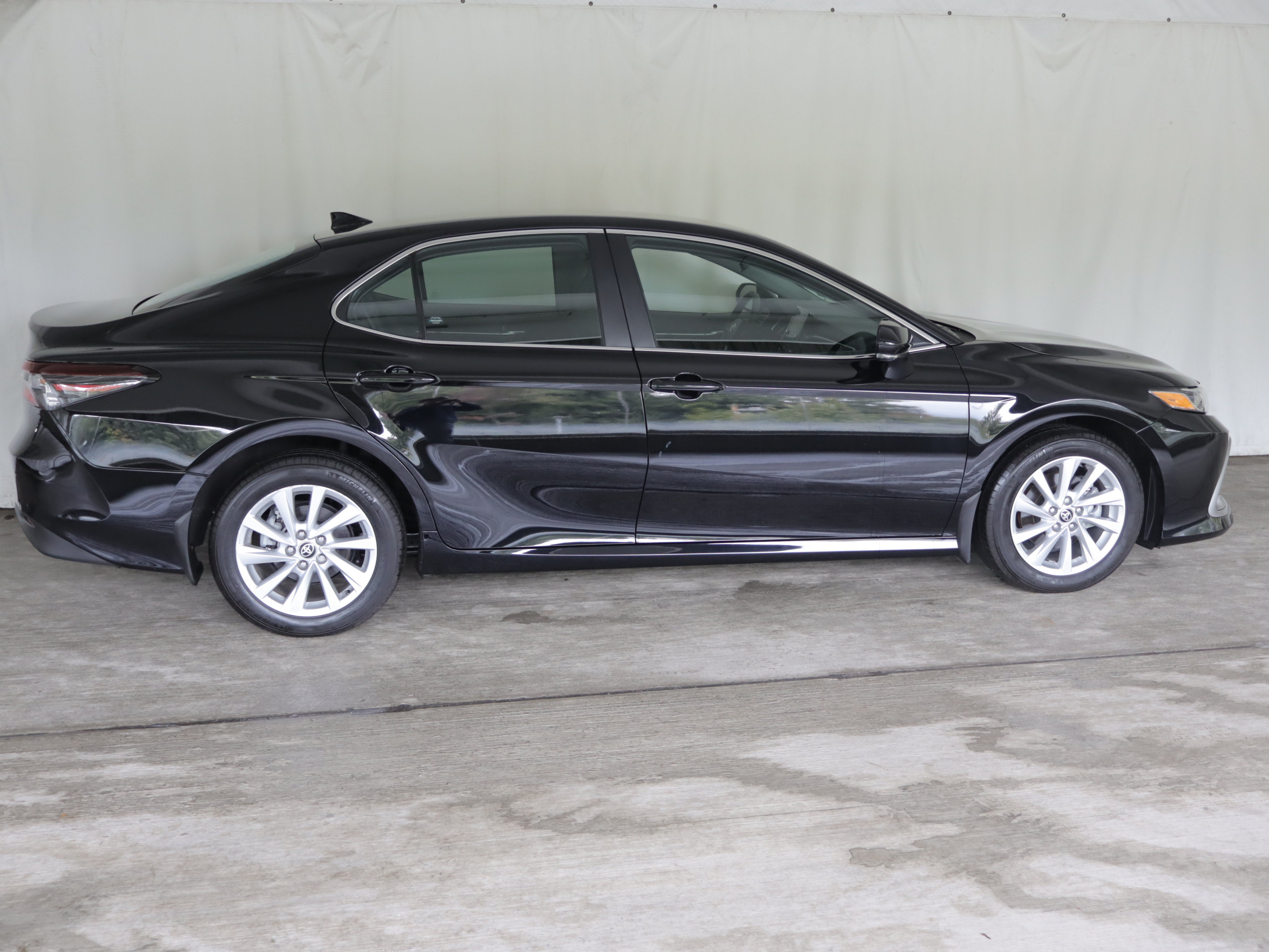 Used 2023 Toyota Camry LE w/ Cold Weather Package AWD/4WD image 4