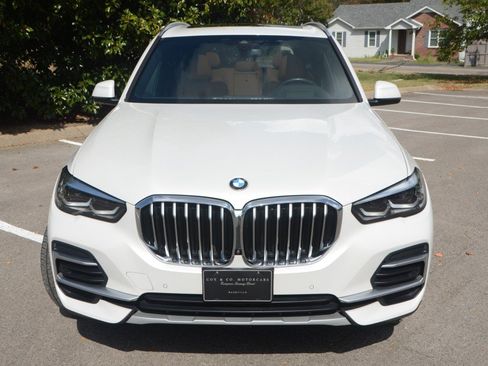 Used 2023 BMW X5 xDrive40i w/ Premium Package AWD/4WD image 8