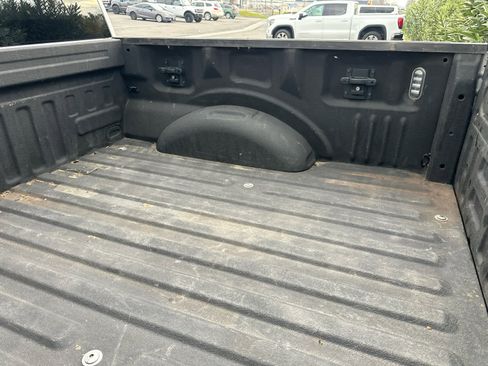 Used 2016 Ford F150 XLT w/ Equipment Group 302A Luxury image 6