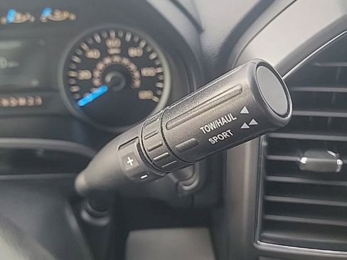 Used 2017 Ford F150 XLT w/ Equipment Group 302A Luxury image 45