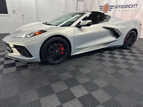 Used 2024 Chevrolet Corvette Stingray Coupe w/ Z51 Performance Package image 5