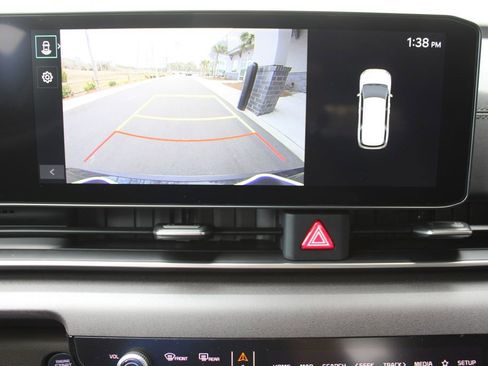 New 2026 Kia Carnival EX FWD image 55
