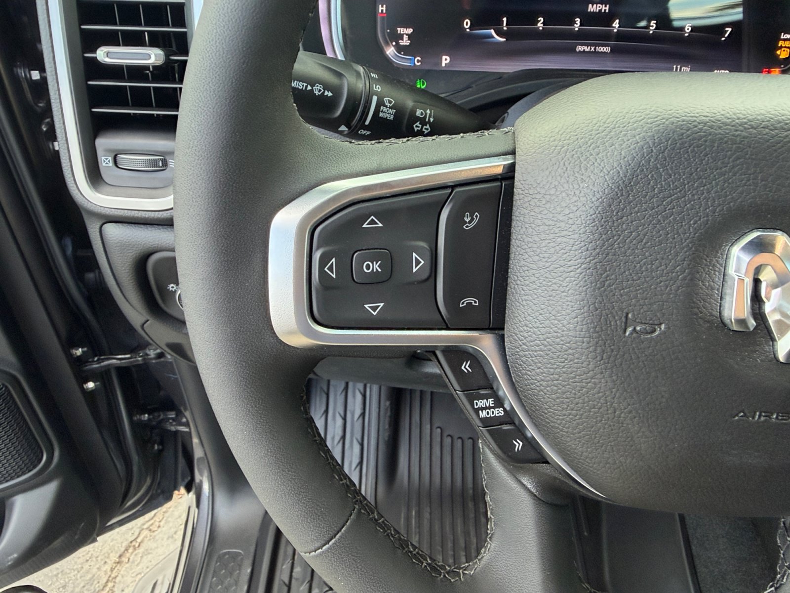 New 2026 RAM 1500 Big Horn AWD/4WD image 15