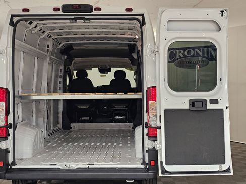 Used 2023 RAM ProMaster 2500 image 34
