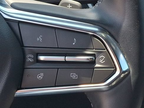 Used 2025 Chevrolet Equinox LT AWD/4WD image 22