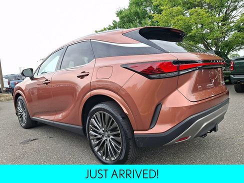 Used 2025 Lexus RX 350 w/ Convenience Package AWD/4WD image 4
