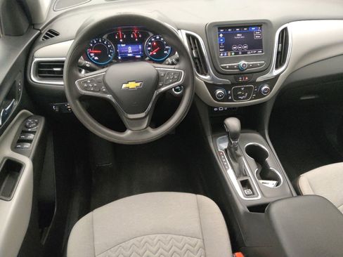 Used 2022 Chevrolet Equinox LS w/ LS Convenience Package FWD image 22
