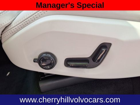 New 2025 Volvo XC90 T8 Ultra w/ Protection Package Premier image 14