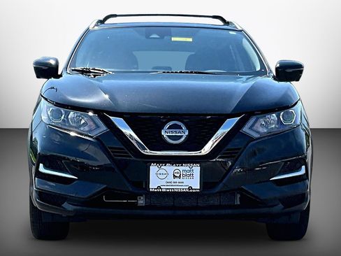 Used 2022 Nissan Rogue Sport SL AWD/4WD image 2