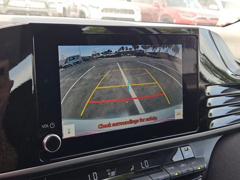 Used 2025 Toyota Camry LE FWD image 18