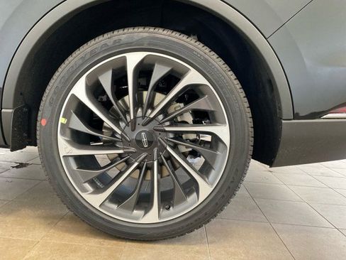 New 2025 Lincoln Aviator Reserve w/ Illumination Package image 24