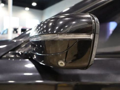 Used 2016 BMW 750i xDrive image 10