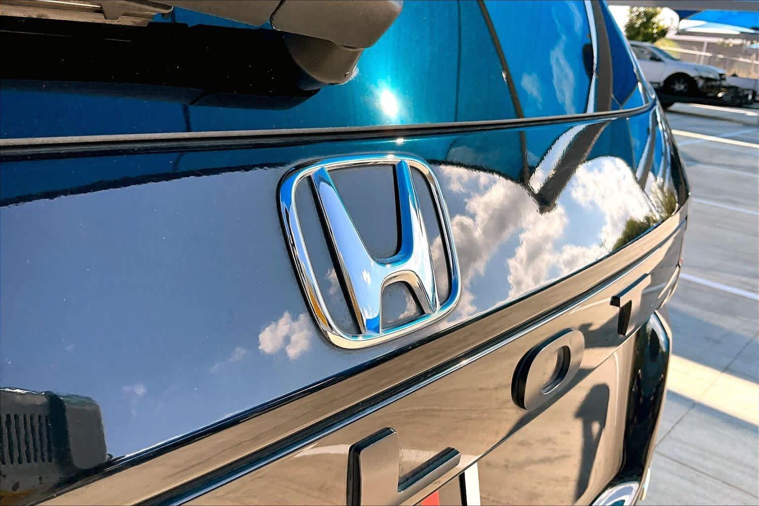 Used 2024 Honda Pilot Touring image 30