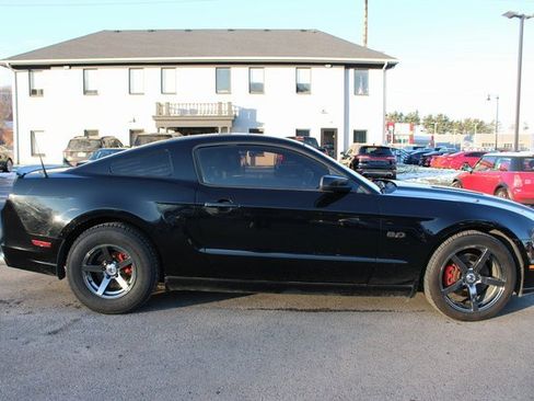 Used 2013 Ford Mustang GT image 6