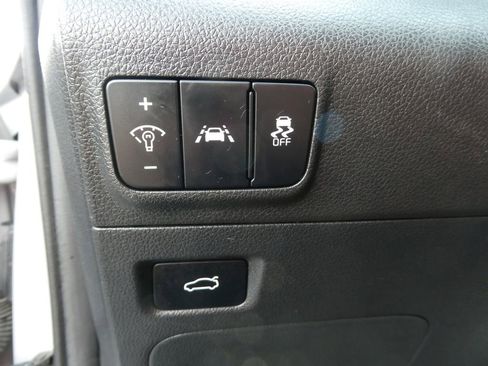 Used 2022 Kia K5 GT-Line image 21