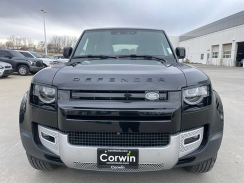 Used 2025 Land Rover Defender 110 S AWD/4WD image 8