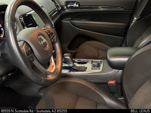 Used 2019 Jeep Grand Cherokee Trailhawk AWD/4WD image 11