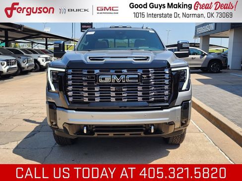 New 2026 GMC Sierra 2500 Denali Ultimate AWD/4WD image 8