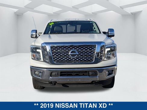 Used 2019 Nissan Titan SL w/ Texas Titan Edition image 8