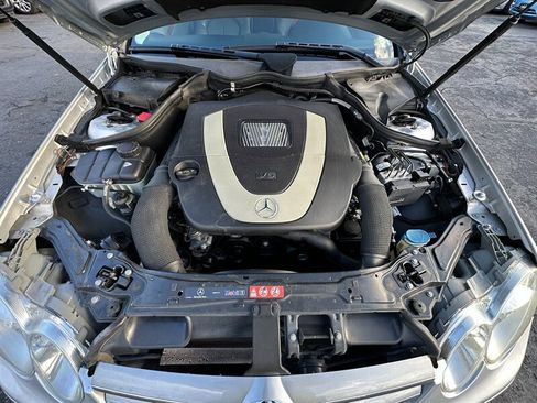 Used 2009 Mercedes-Benz CLK 350 Coupe image 10