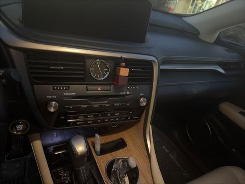 Used 2022 Lexus RX 350L RX 350L image 6