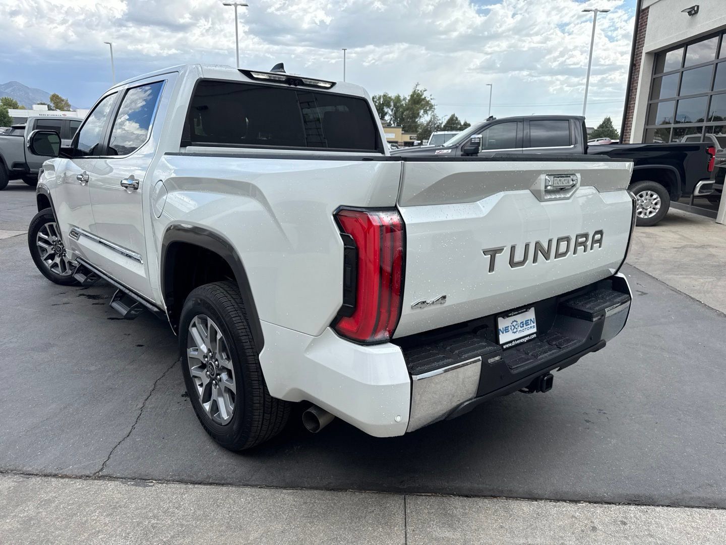 Used 2024 Toyota Tundra Limited w/ TRD Off-Road Package AWD/4WD image 6