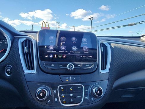 Used 2023 Chevrolet Malibu LT image 17