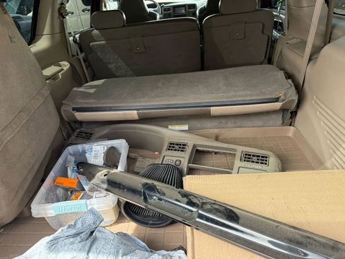 Used 2004 Ford Excursion Eddie Bauer image 21