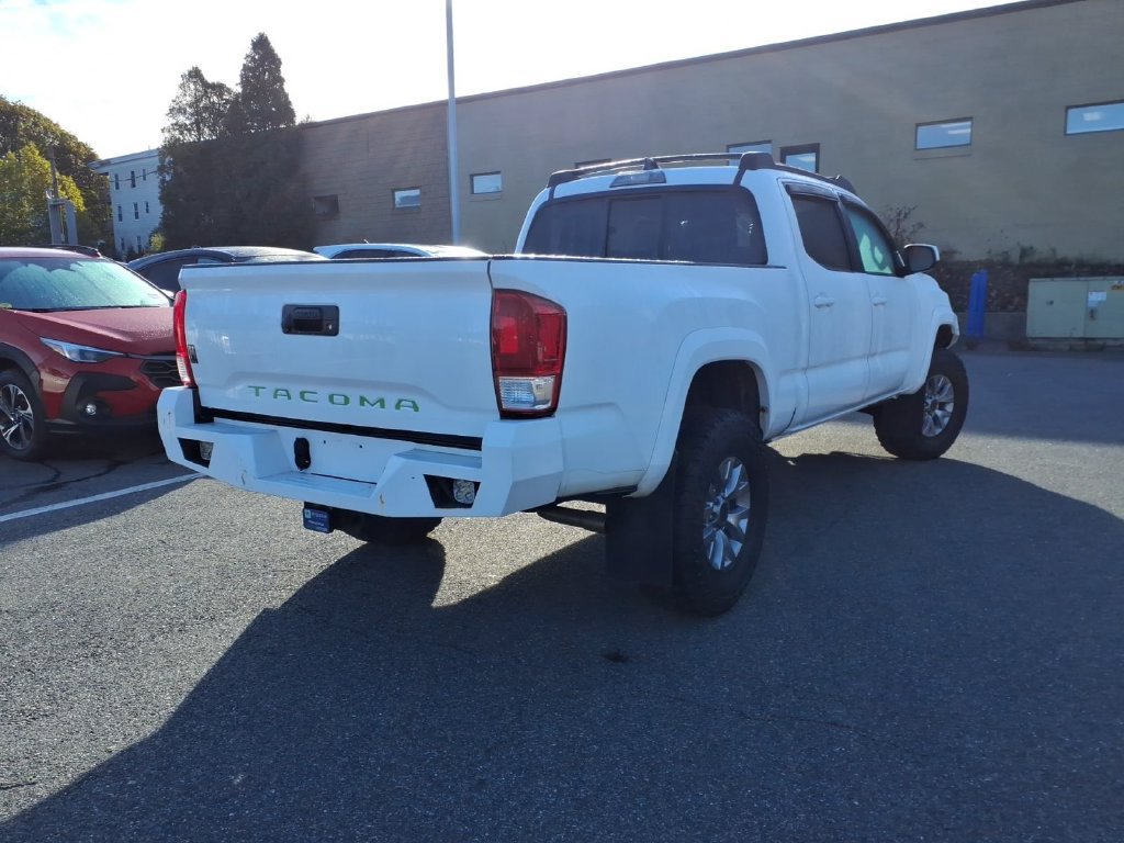 Used 2016 Toyota Tacoma SR5 w/ SR5 Appearance Package (SN) AWD/4WD image 6