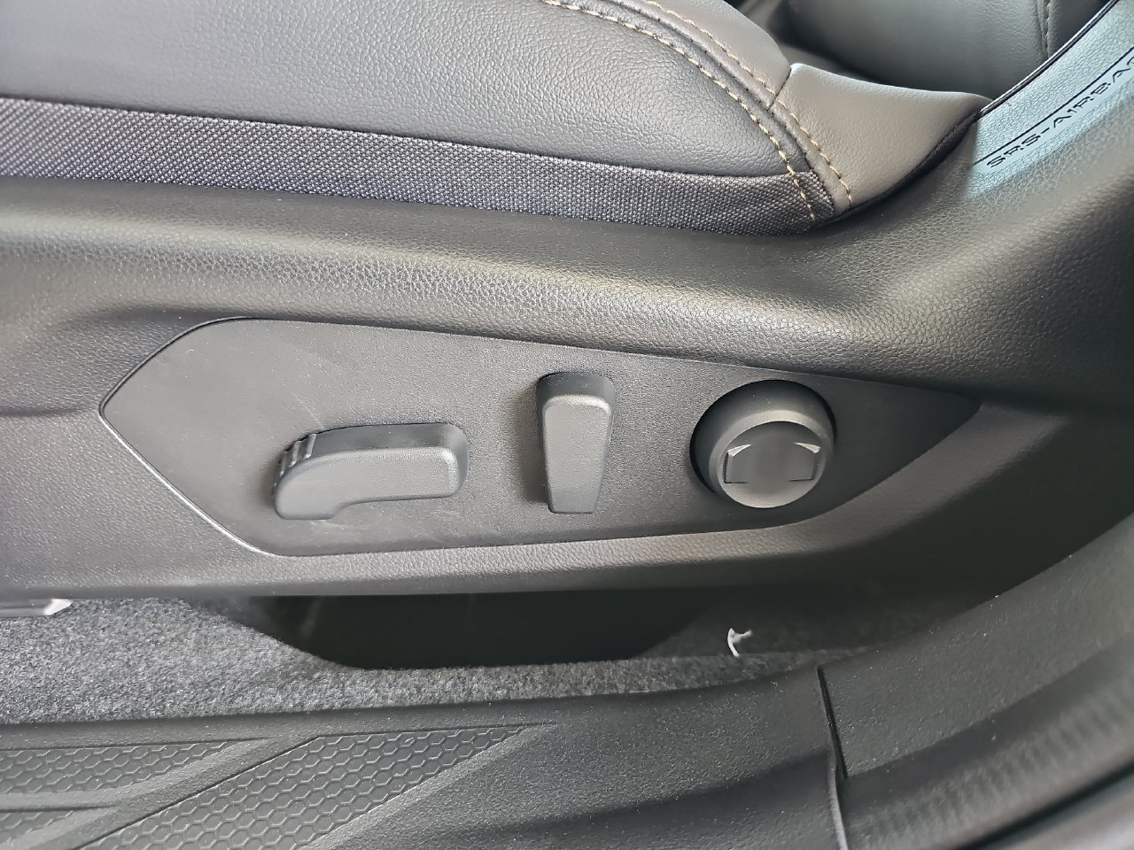 New 2026 Subaru Outback Limited AWD/4WD image 31