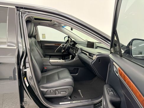 Used 2019 Lexus RX 350L FWD image 30
